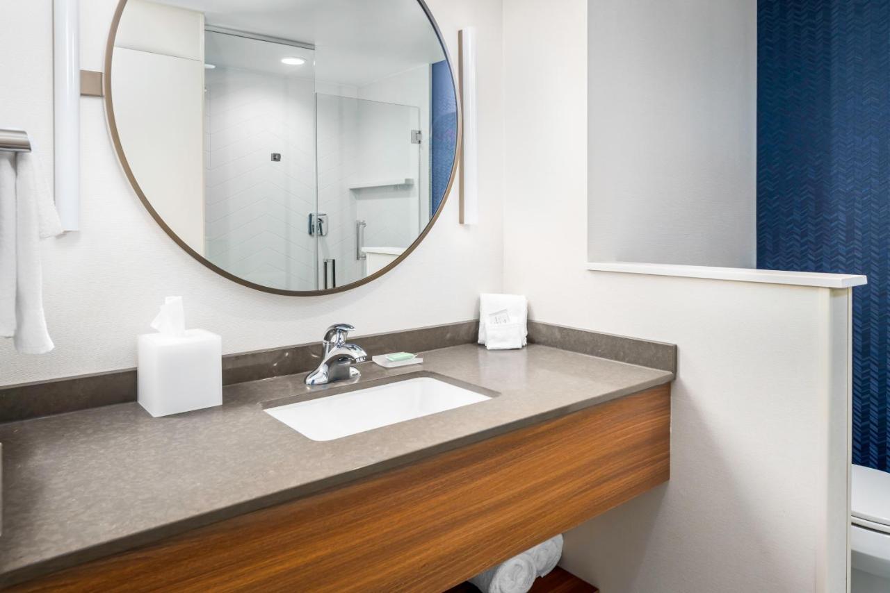 Fairfield By Marriott & Kansas North, Gladstone 3*